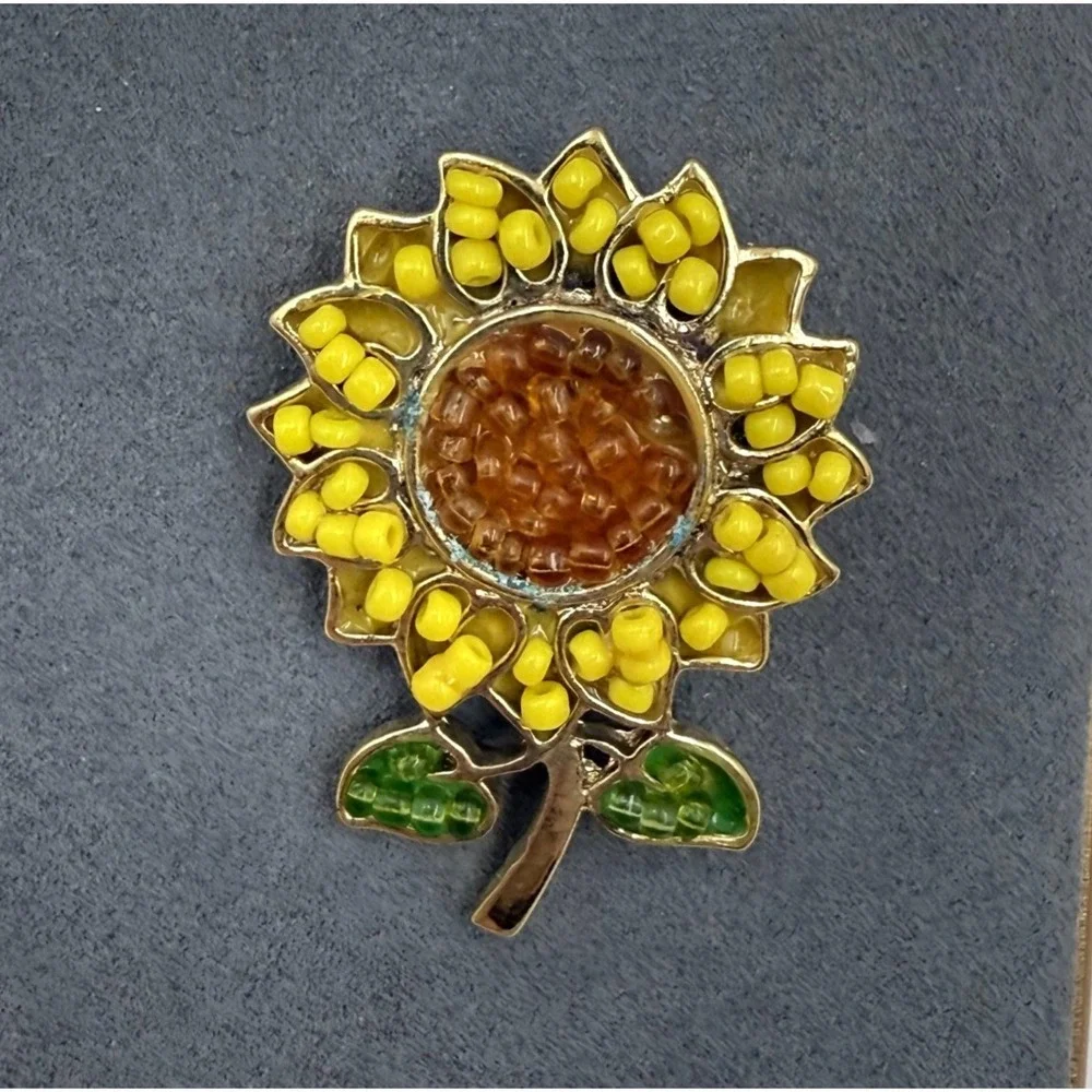 Vintage Alloy Sunflower Gold-Toned Beaded Fashion Decorative Enamel Brooch Pin
